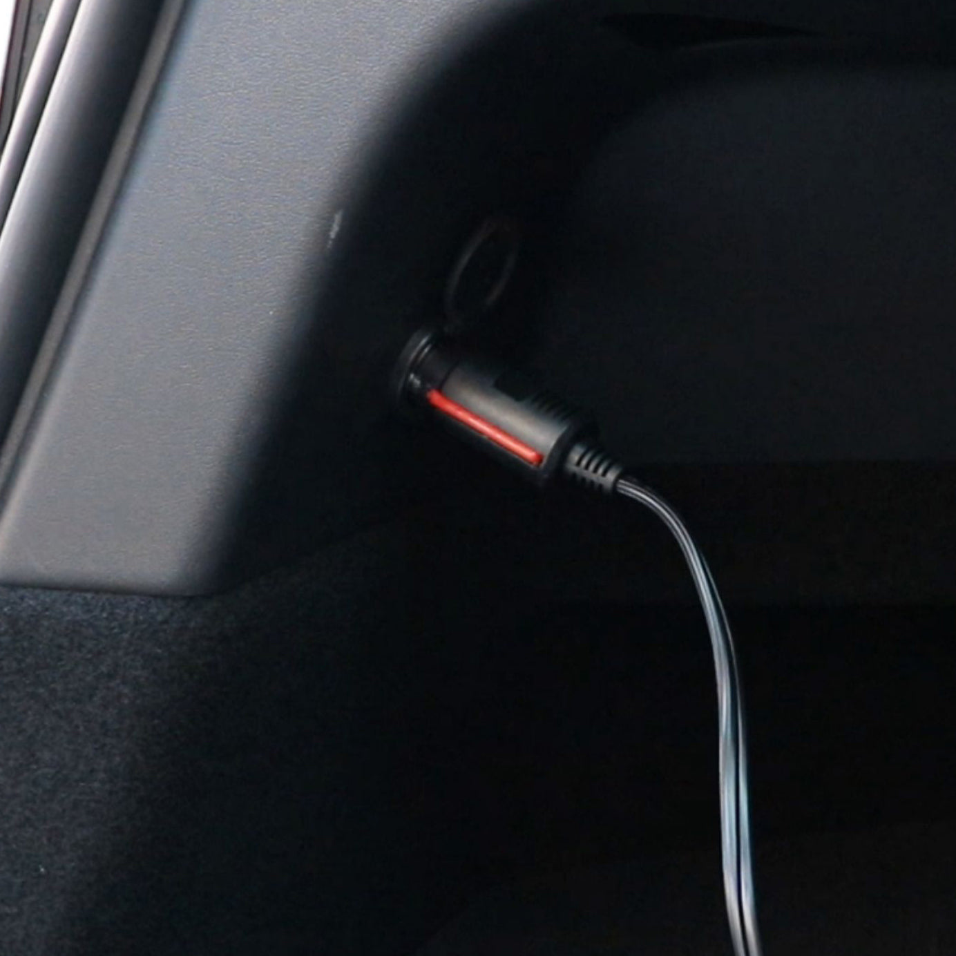【香港保用行貨】Tesla Model Y 35L專用車尾冰箱|車載冰箱|尾箱隱藏冰箱 | 專車專用