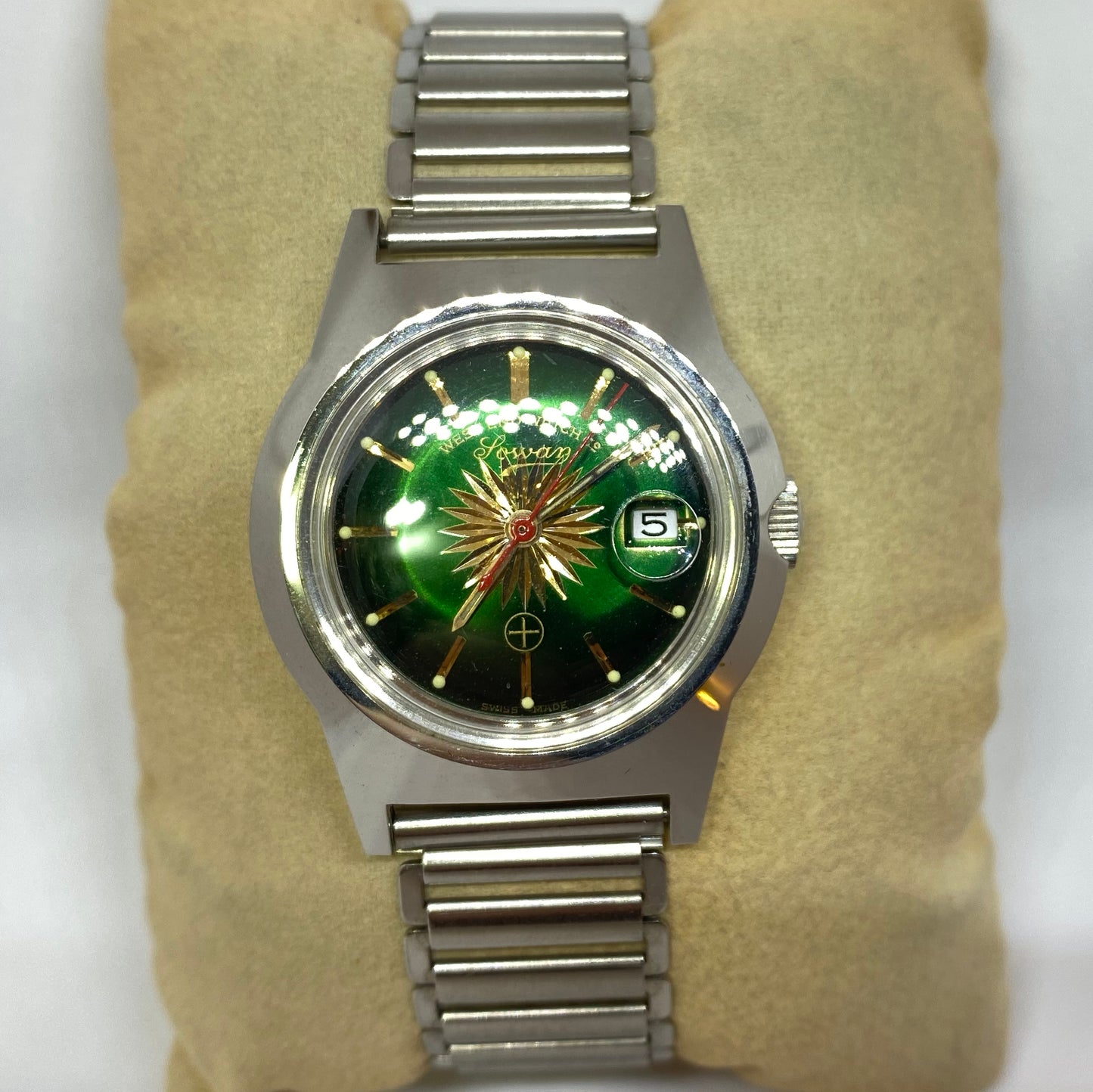 New Old Stock (N.O.S.) West End Watch Co. D3195 1950s WEWC00006