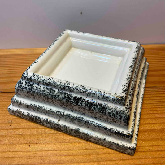 Carters England Ashtray (White-Black Dot)