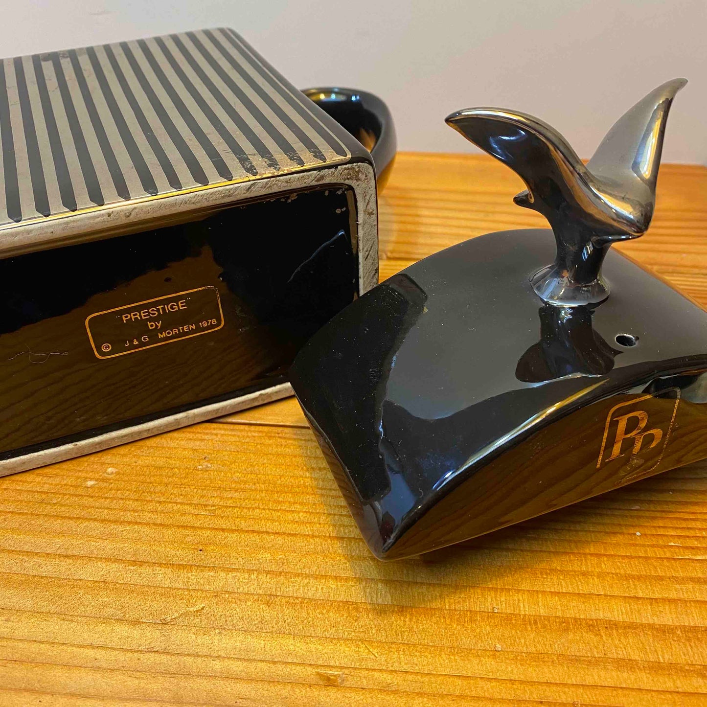 Prestige "Rolls Royce "Tea Pot. P.p. By J & G Morten 1978
