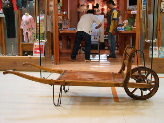 U.S.A. Vintage Trolley Display 美國古董手推車擺設