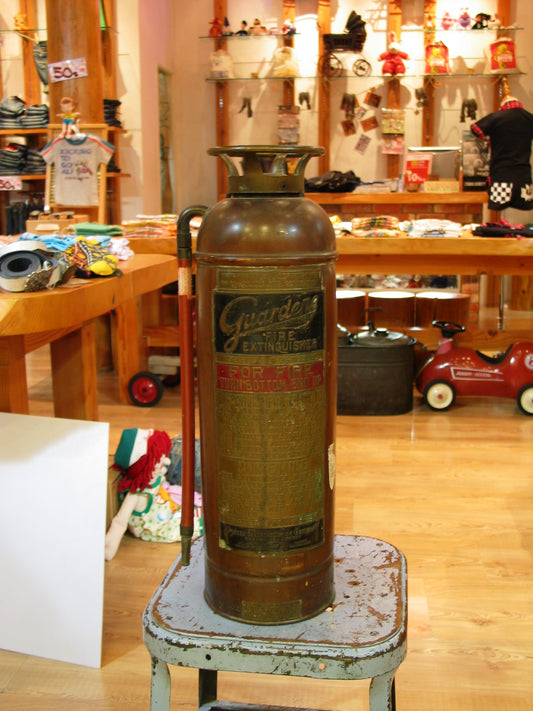 U.S.A. Vintage Pyrene Soda-Acid Copper Fire Extinguisher 美國古董Pyrene銅製滅火筒